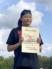女子ハンマー投げで優勝した澤向美樹（幕別清陵３年）