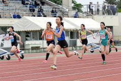 ３年女子１００メートル予選