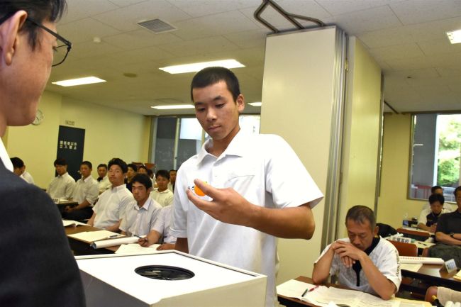 足寄の原田主将が選手宣誓、高校野球十勝支部予選開幕戦１３チームの熱戦２２日スタート
