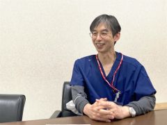 「一人一人を大事に診察して地域の方のお役に立てれば」と穏やかに話す高山さん