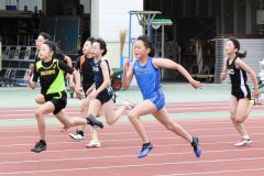 ５年女子１００メートル決勝