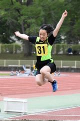 ６年女子走り幅跳び
