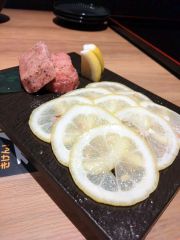 十勝ワインで最高の肉を、ススキノに３月オープン～遊楽ナビ