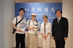 星野道夫展、来館１万５０００人達成　今月３０日まで