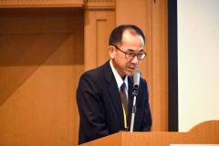 在宅ケアや住民参加が地域包括システムのキーワードだと話した東浦理学療法士