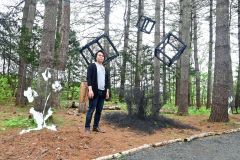 「星」を題材に造形物や書　書家の赤間裕史さん展示　真鍋庭園で７月３１日まで