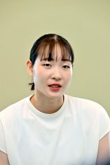 パリ五輪への意気込み語る松本麻佑選手（金野和彦撮影）