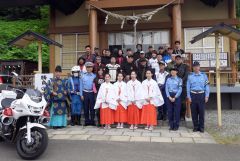 参加したライダーたちと関係者
