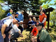 然別湖・弁天島の環境整備　鹿追町技能士会