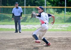 【決勝戦・とかちスマイルレインボー―札幌ダイヤモンドガールズ】とかちは四回、３番手で荒木がマウンドに上がった