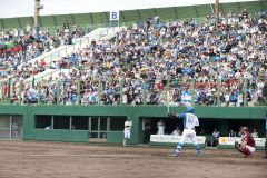 日ハム２軍戦　勝利に４８００人歓声