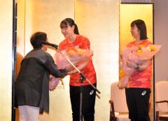 秋田県バドミントン協会がナガマツ壮行会「笑顔で秋田に戻ってきたい」