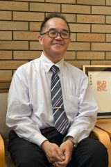 亡き父に捧げる最高賞　清水の石川さんが「会員賞」　毎日書道展