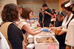 多くの人が訪れ大盛況だったふれあいビールまつり
