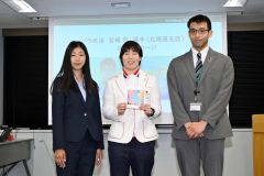 パリ・パラ五輪競泳の小野智華子選手の壮行会（金野和彦撮影）