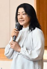 講演する田代さん