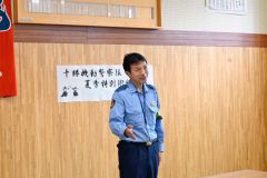 講評する箱﨑和好隊長