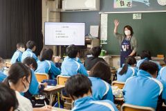 カルシウム摂取の重要性を学んだメグミルクの出前教室