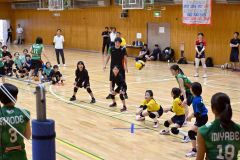 女子バレーボールチーム「ＪＴマーヴェラス」がバレー教室 5