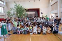 夏祭りのスタッフや参加者