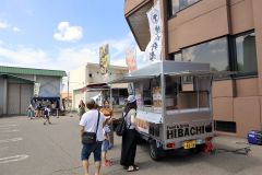 十勝の味覚などを楽しめるキッチンカーも来場