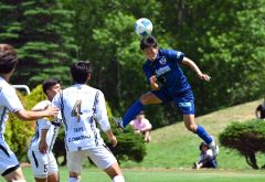 スカイアース頂上決戦制す　５－２ＢＴＯＰ　サッカー道リーグ第７節