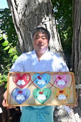 縁結び短冊を一新　明大生がデザイン考案　浦幌神社