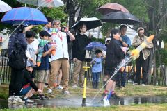ペットボトルロケット発射！　管内小学生が北電ＮＷ社員らと「宇宙まなぶ」