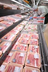 豚肉ショック、２年で価格１・６倍　悩む豚丼のマチ