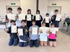男子は池田・村川組Ｖ　女子は三崎・宮本組　全十勝ジュニア単・複テニス大会