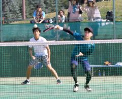 藤原・後藤組５年ぶりＶ　ソフトテニス道招待ソ帯広大会