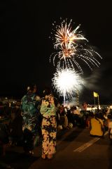 夏の夜空染めた８０１７発の大輪に感動　足寄　両国花火大会