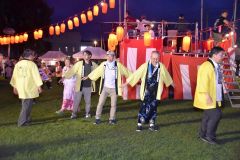 500人が盆通りなど楽しむ 陸別で夏まつり 4