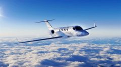 陸海空にさまざまな製品を送り出してきたホンダ。次は宇宙分野で「夢」を追うことが、独創的な製品を生み出す原動力になる（写真はホンダジェット次世代機の飛行イメージ、同社提供）