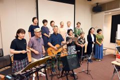 東館千鶴子さん「耳で朗読味わって」　来月１５日に「ろうどく会」結成５周年公演～こぼれ話