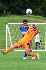 第8節 十勝FSリトルガールズ(青ユニホーム)―クラブフィールズ・リンダ