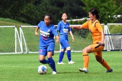 第8節 十勝FSリトルガールズ(青ユニホーム)―クラブフィールズ・リンダ