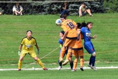 第8節 十勝FSリトルガールズ(青ユニホーム)―クラブフィールズ・リンダ