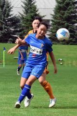 第8節 十勝FSリトルガールズ(青ユニホーム)―クラブフィールズ・リンダ