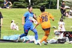 第8節 十勝FSリトルガールズ(青ユニホーム)―クラブフィールズ・リンダ