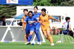 第8節 十勝FSリトルガールズ(青ユニホーム)―クラブフィールズ・リンダ