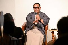 これまでの歩みについて語る佐々木社長