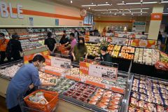ザ・ビッグに行列　十勝２店舗目オープン 2