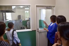 立命館大の学生が陸別のフェアトレードの取り組みを視察 2