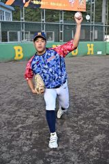 帯農高グラウンドで練習に励む澁谷純希