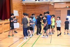 ゲームなどで5年ぶりに交流を深めた陸別町と酒々井町の児童たち