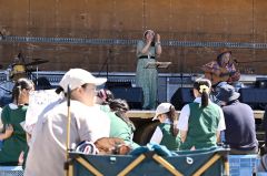 弟子屈の「Hearts」のライブ