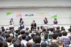 帯広競馬場「ウマ娘」で来場８７６４人　声優トークに沸く