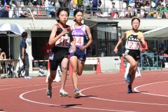 女子800㍍予選5組