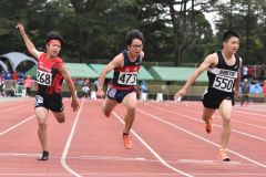 男子2年100㍍TR決勝